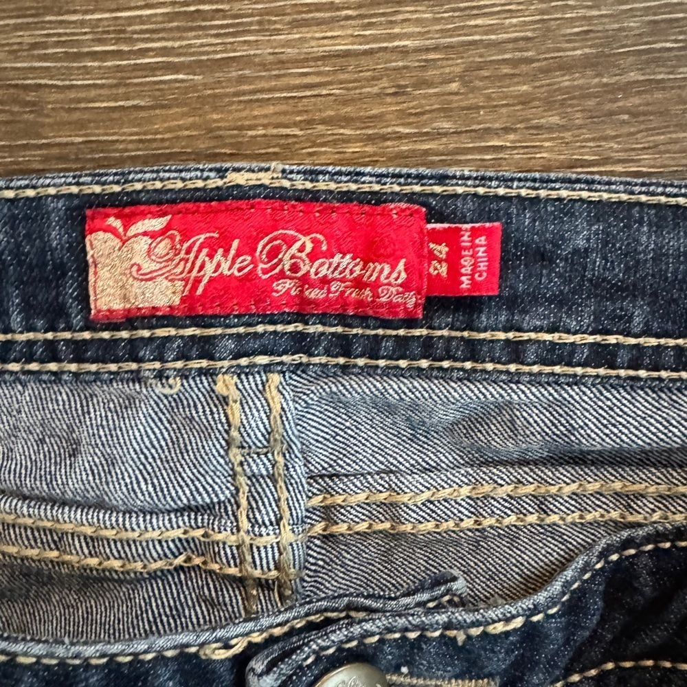 VINTAGE Y2K Apple Bottoms Jeans w/ Ornate Gold & White Embroidery - Size 24W - Picture 6 of 7